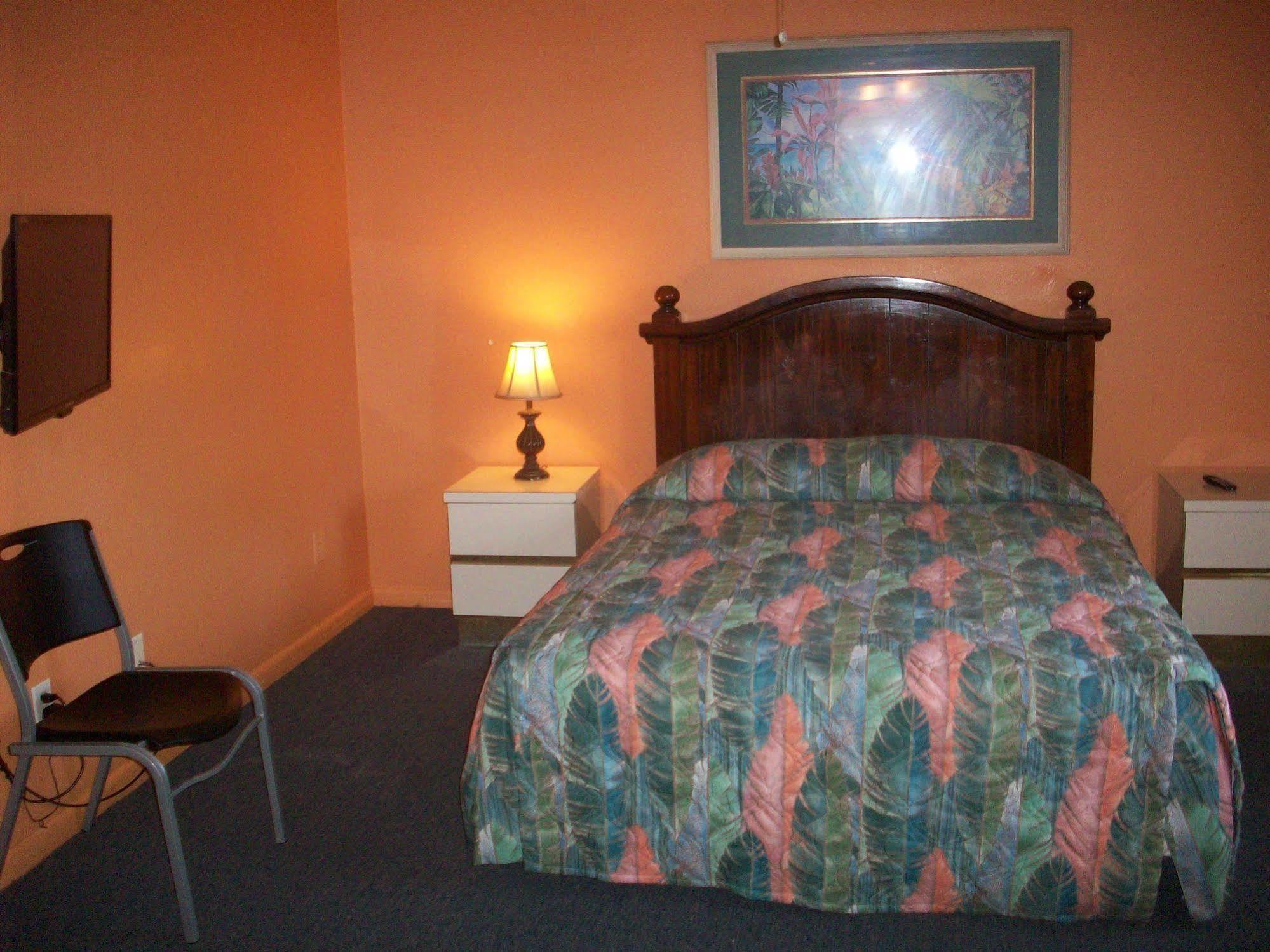 All-Suite Motel Эджуотер Экстерьер фото
